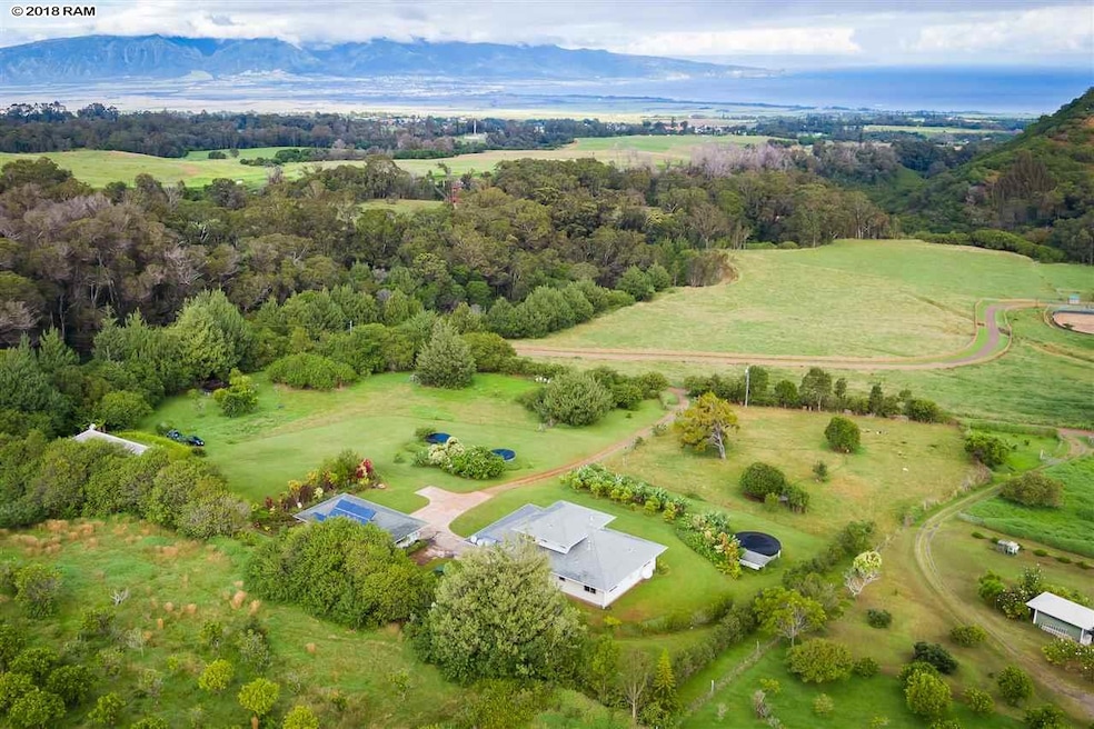 330 Waiahiwi Rd, Makawao, HI 96768 - photo 1