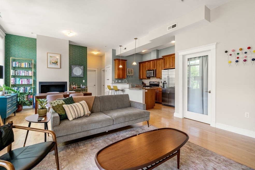 69 Bolton St unit 301, Cambridge, MA 02140 - photo 1