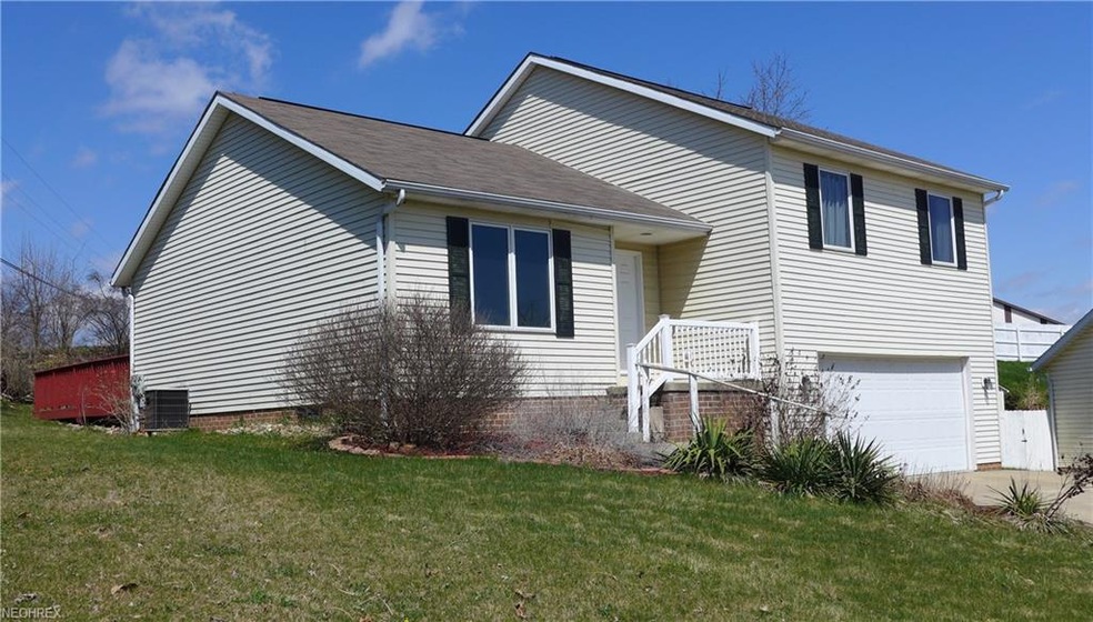 Welcome to a freshly painted, well maintained home on cul-de-sac.