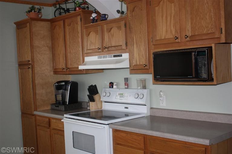 2362 92nd St SW, Byron Center, MI 49315 - photo 1