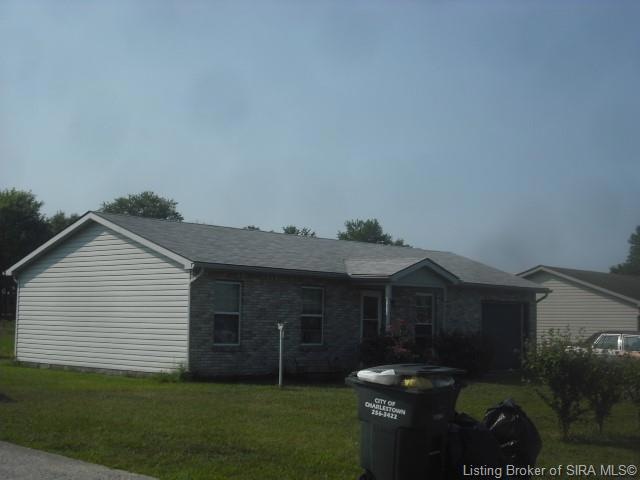 135 Hodge St, Charlestown, IN 47111 - photo 1