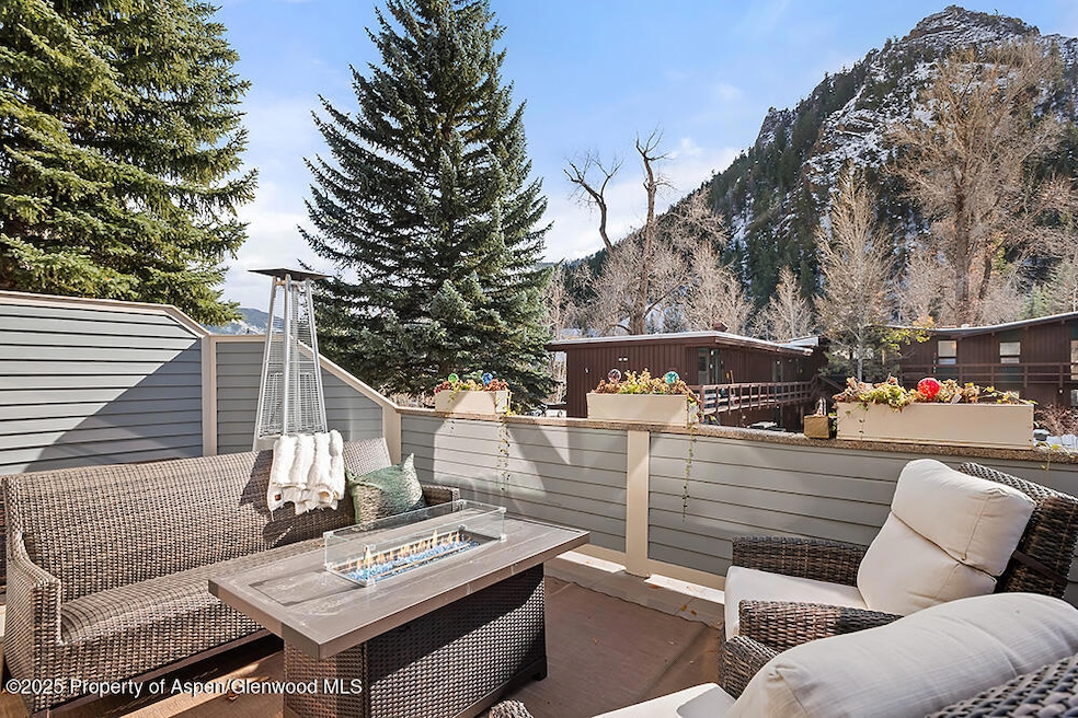 605 W Main St unit PH-A, Aspen, CO 81611 - photo 1