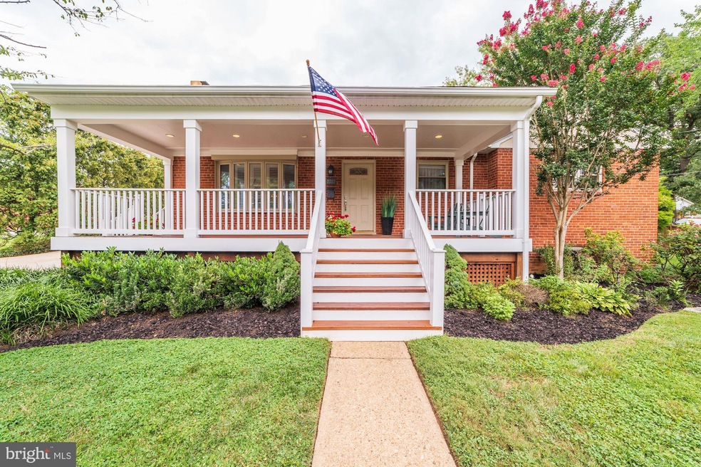 2237 Whitcomb Place, Falls Church, VA 22046 - photo 1