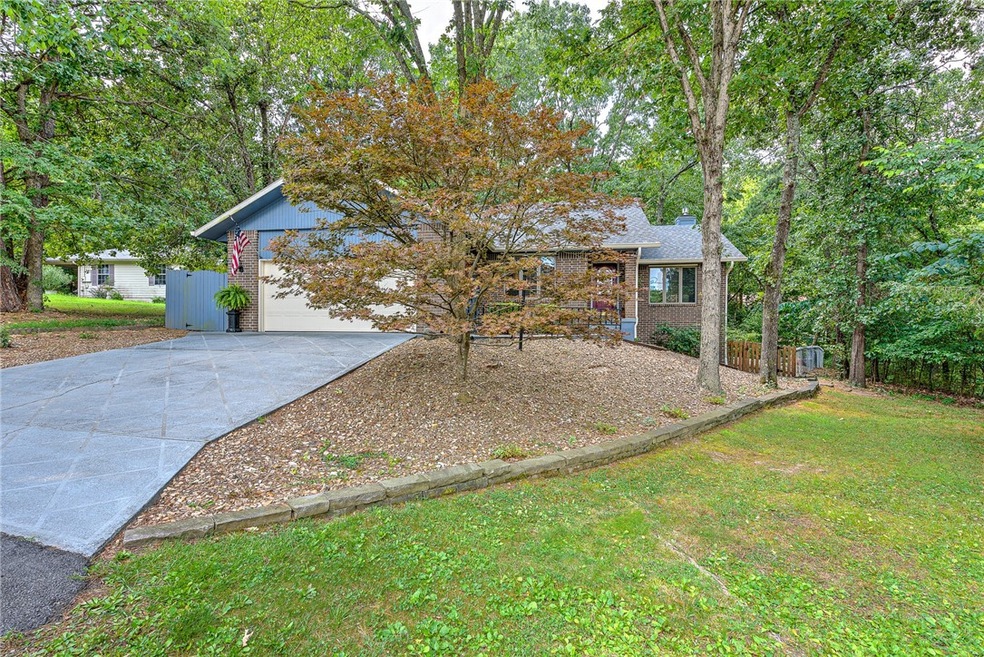 5 Islip Ln, Bella Vista, AR 72714 - photo 1