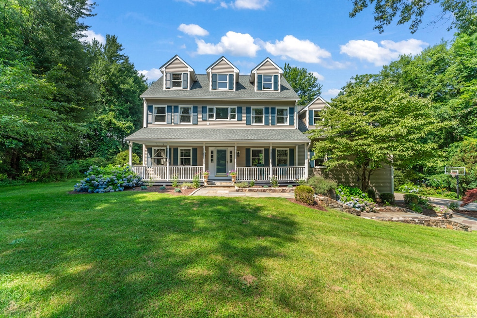 9 Farmery Rd, Sandy Hook, CT 06482 - photo 1