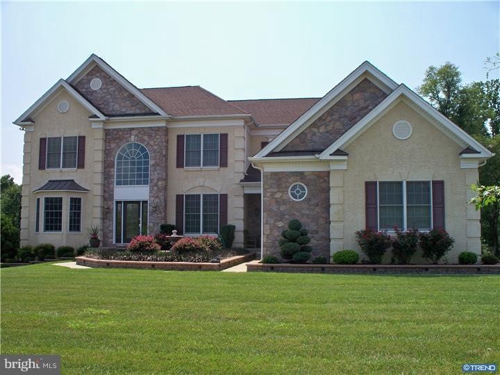 9 Waterton Dr, Bear, DE 19701 - photo 1