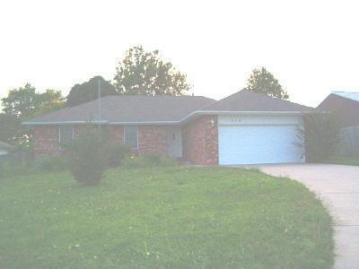 415 Devonshire St, Nixa, MO 65714 - photo 1