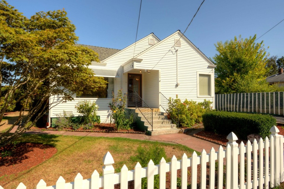 1110 4th St, Mukilteo, WA 98275 - photo 1