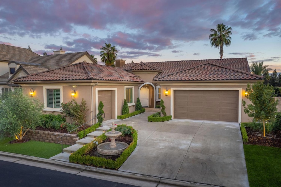 11698 N Links Dr, Fresno, CA 93730 - photo 1