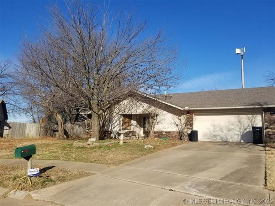 1316 W Gulfport Place, Broken Arrow, OK 74011 - photo 1