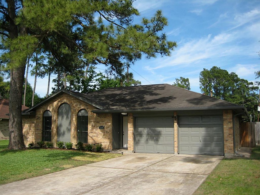 7318 Woodland West Dr, Houston, TX 77040 - photo 1