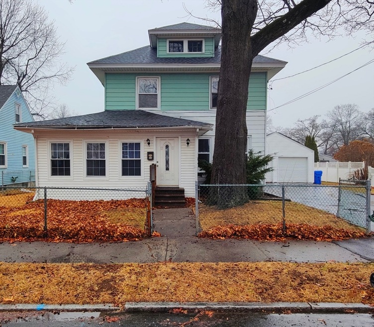 66 Redlands St, Springfield, MA 01104 - photo 1