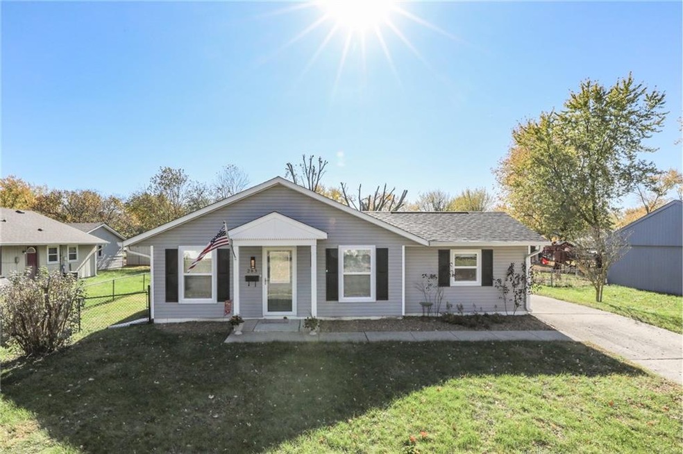 283 Bittersweet Dr, Whiteland, IN 46184 - photo 1