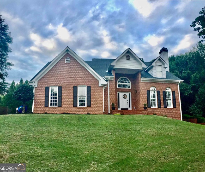 233 Magnolia Dr, Winder, GA 30680 - photo 1