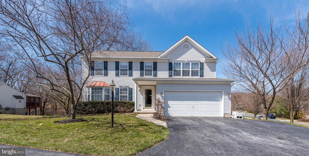 6596 Wicklow Dr, Sykesville, MD 21784 - photo 1