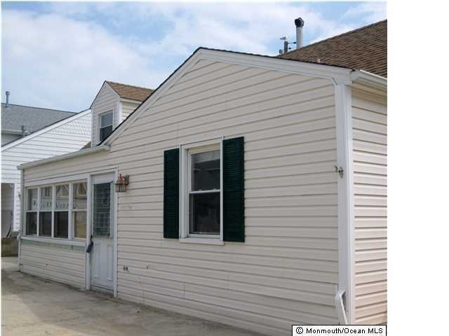 33 Fishermans Rd, Lavallette, NJ 08735 - photo 1