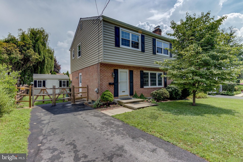 1902 Pershing Ave, Morton, PA 19070 - photo 1