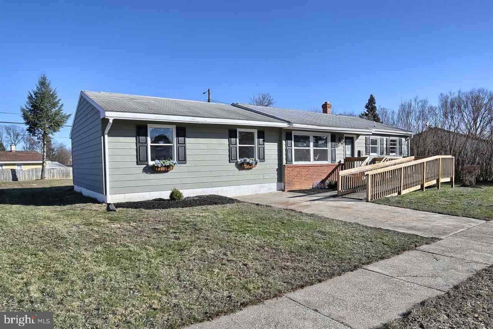 10 Shirley Dr, Middletown, PA 17057 - photo 1