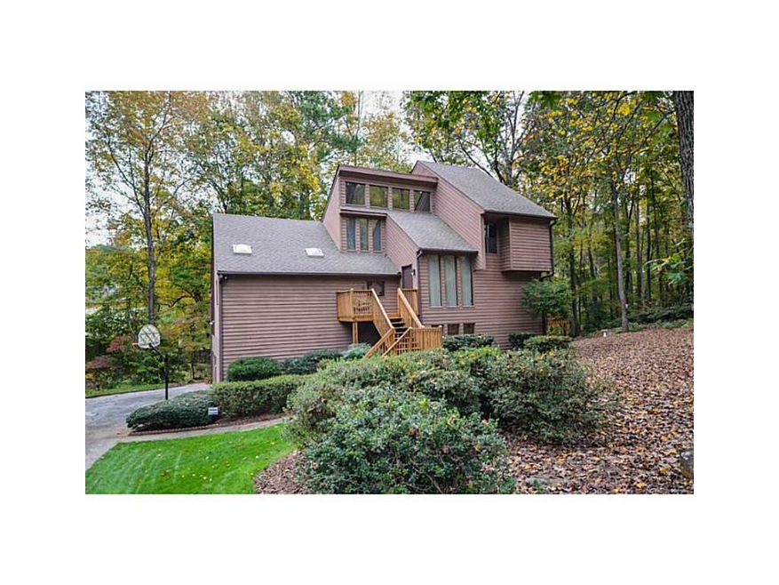 Exterior Front. Updated Contemporary within walkin