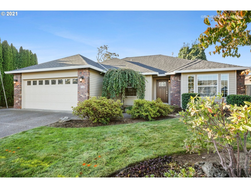 499 SE 8th Ave, Canby, OR 97013 - photo 1