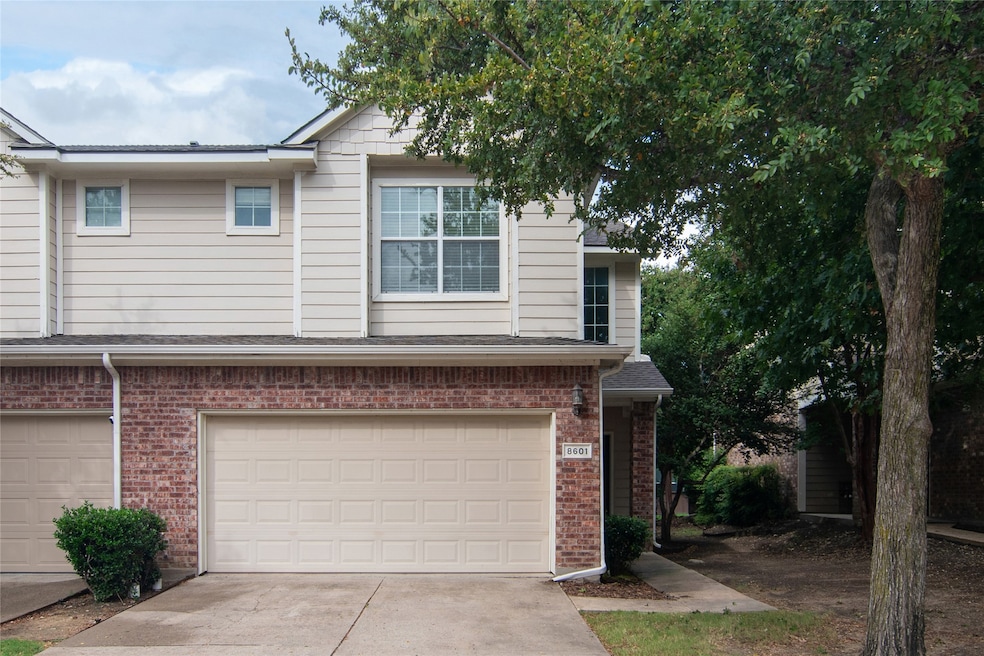 8601 Forest Highlands Dr, Plano, TX 75024 - photo 1