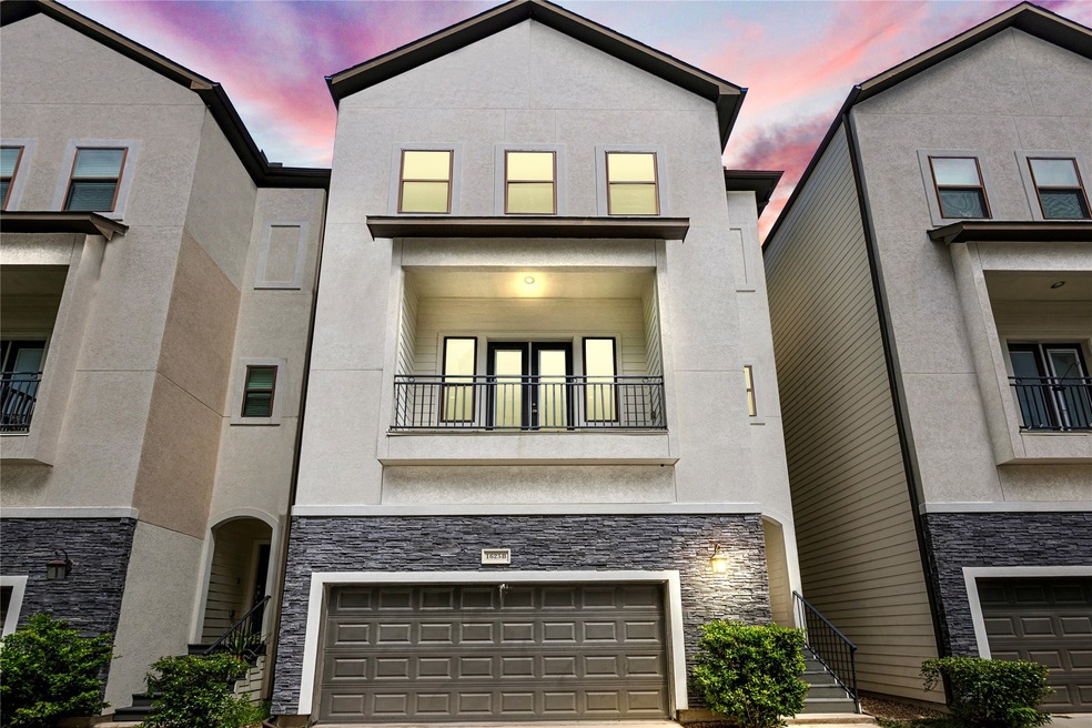 Welcome to 1625 W 23rd St. Unit B. in the highly d