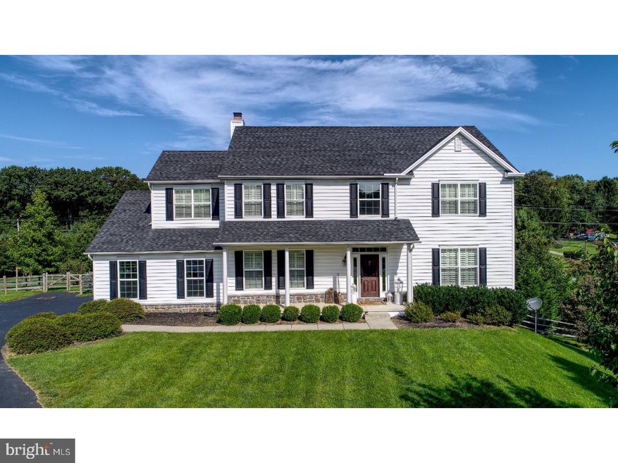 7 Overlook Cir, West Chester, PA 19382 - photo 1