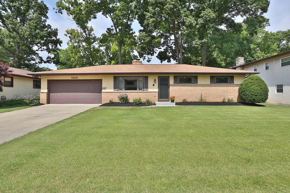 5405 Willowwood Rd, Columbus, OH 43229 - photo 1