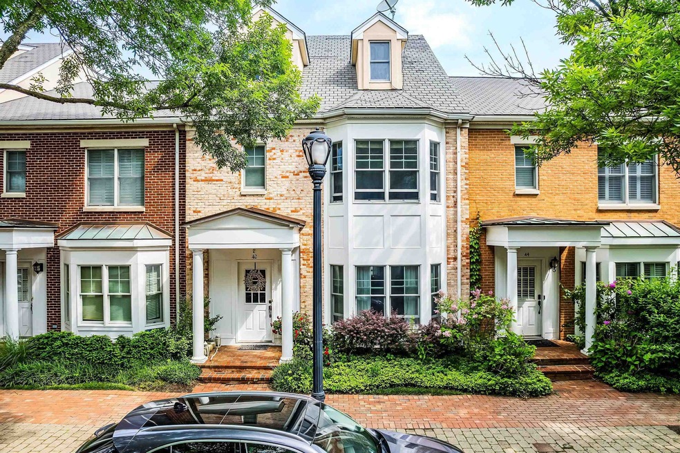 42 Independence Way unit 42, Jersey City, NJ 07305 - photo 1