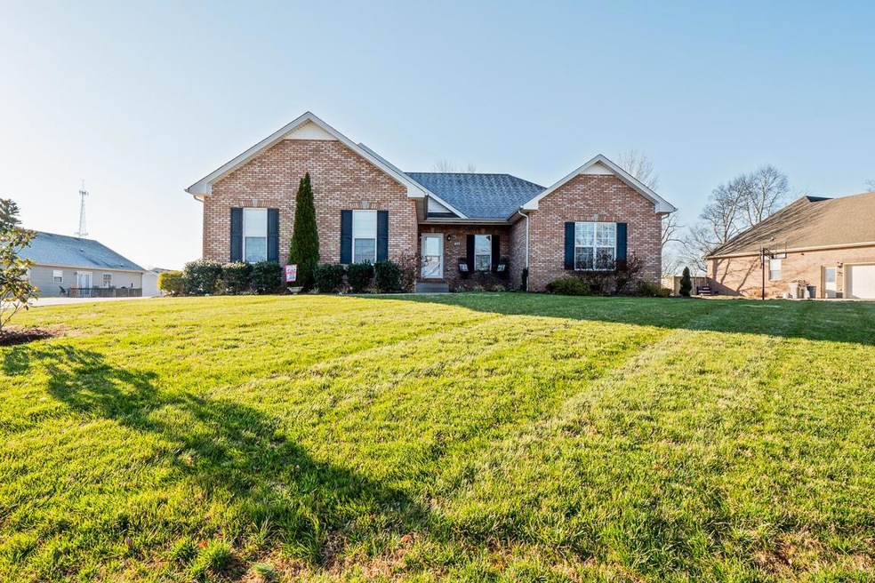 Welcome to 477 Dixie Lane!