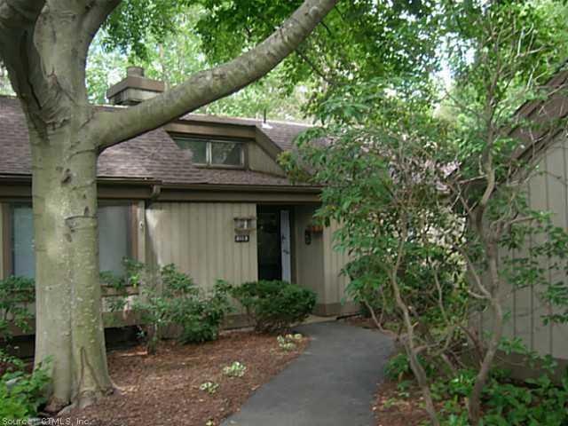 493B Heritage Village unit 493B, Southbury, CT 06488 - photo 1