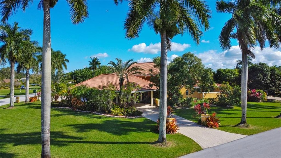 Meticulously maintained 4/3 luxury home in the hea