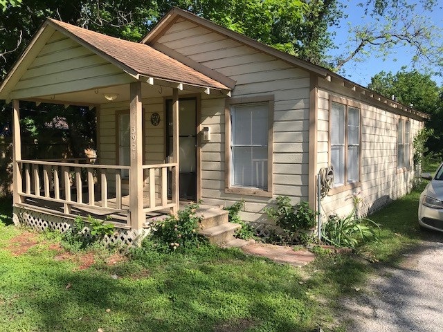 3921 Melbourne St, Houston, TX 77026 - photo 1