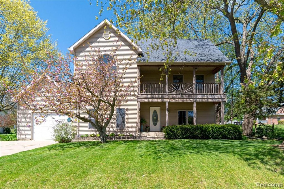 8134 Hill Rd, Swartz Creek, MI 48473 - photo 1