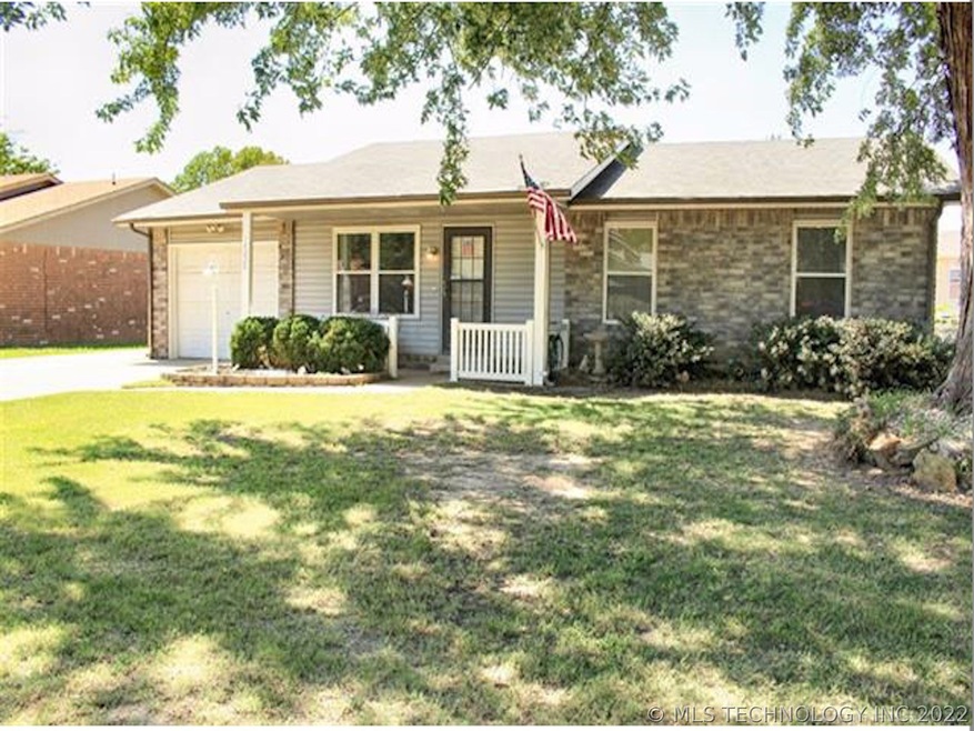 14228 S Nyssa Ave, Glenpool, OK 74033 - photo 1