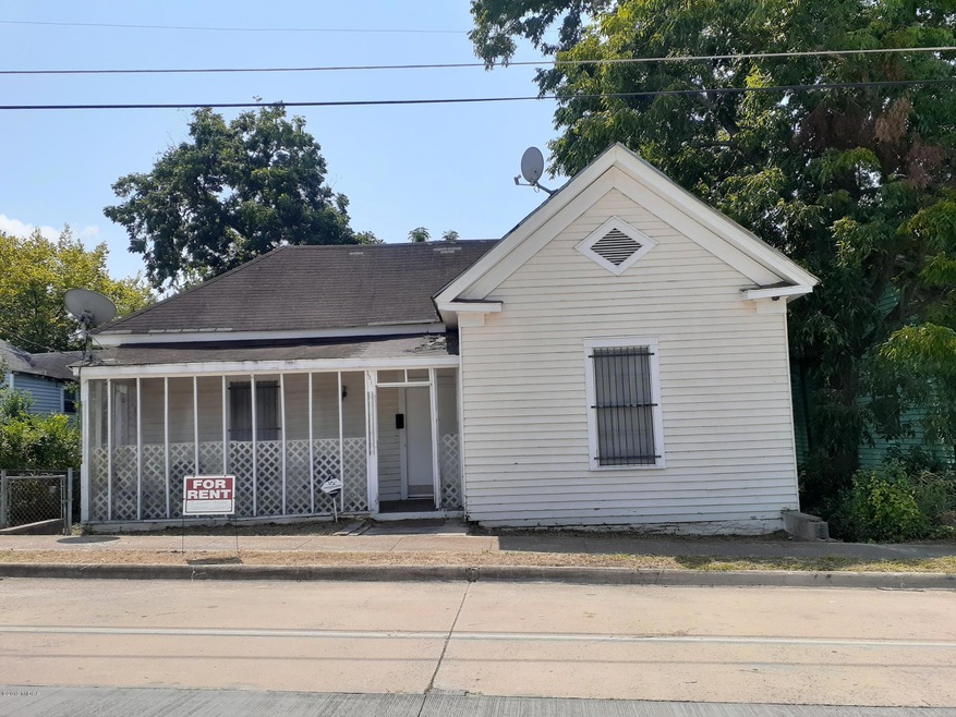 1314 Walnut St, Macon, GA 31201 - photo 1
