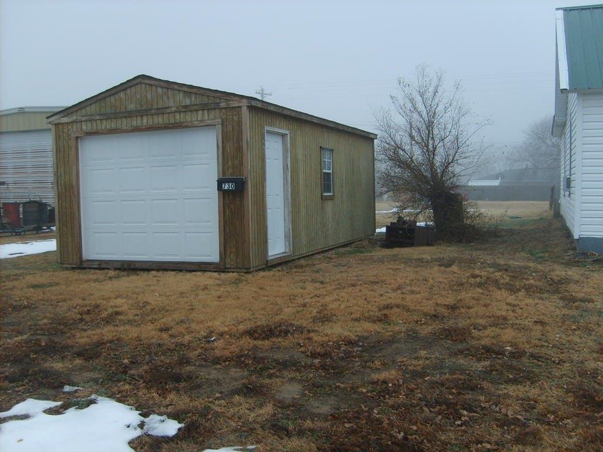 730 N Main St, Wakeeney, KS 67672 - photo 1