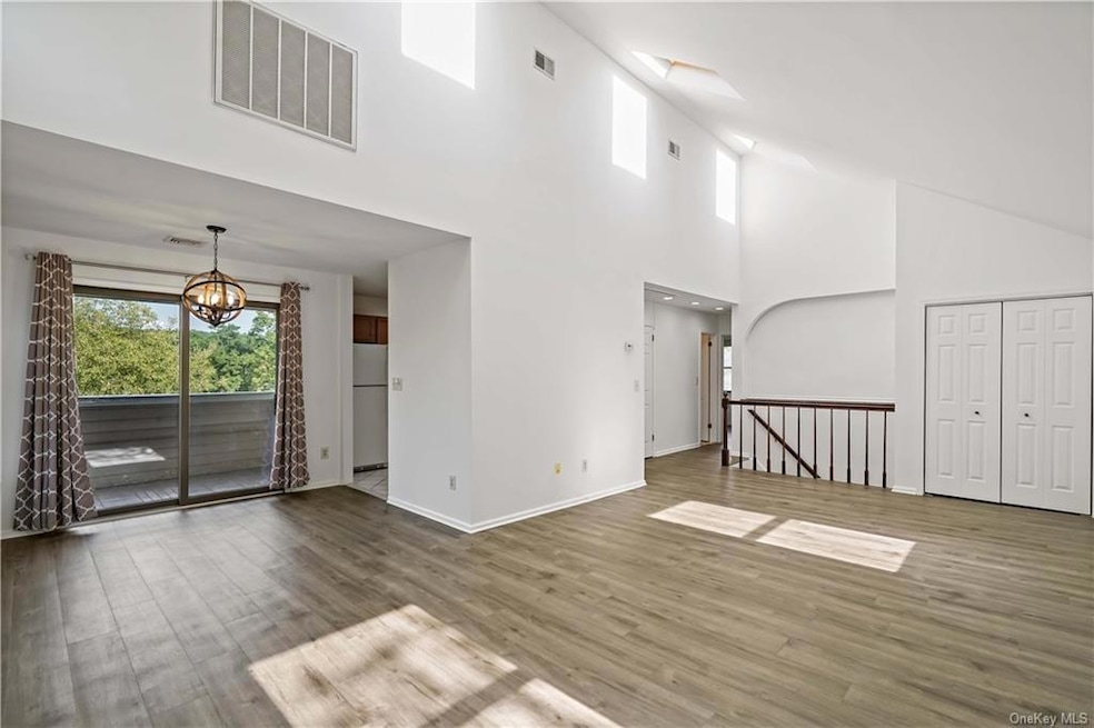 357 Ashford Ave unit 2, Dobbs Ferry, NY 10522 - photo 1