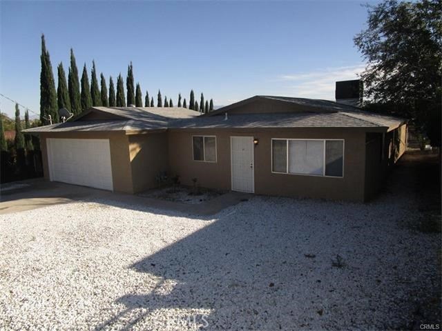 16255 Midway St, Victorville, CA 92395 - photo 1