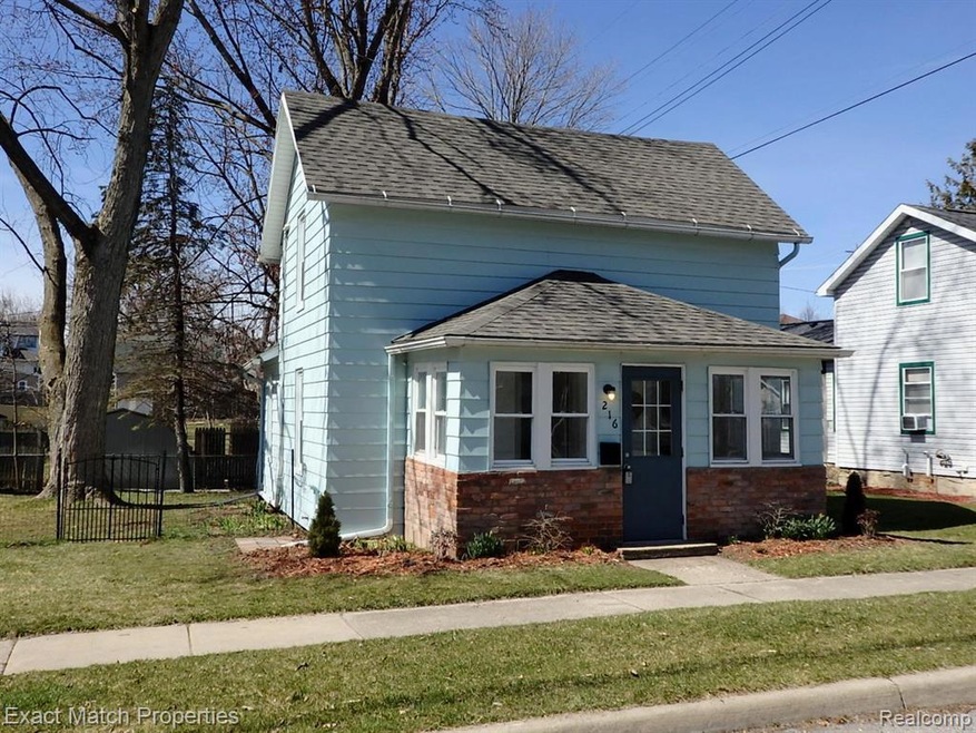 Adorable historic home with a wonderful location
