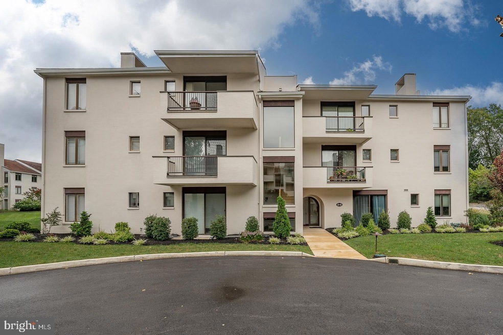 17 Etienne, Devon, PA 19333 - photo 1