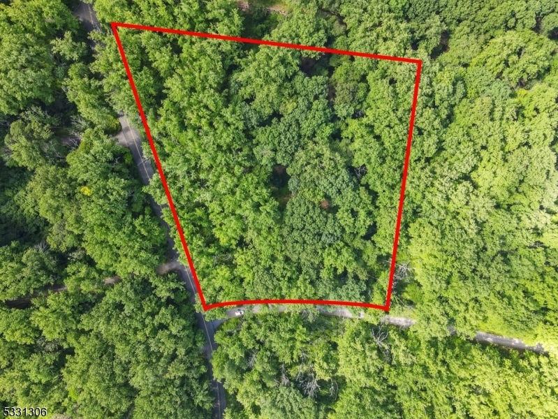 Pending $550,000 • Co-Listing Agent