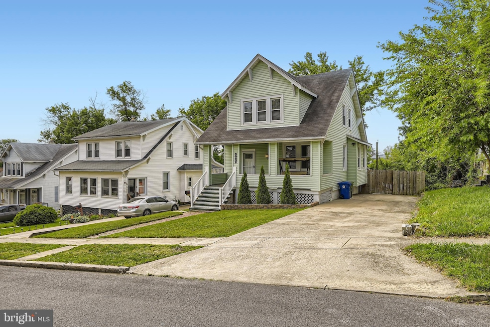 4423 Forest View Ave, Baltimore, MD 21206 - photo 1