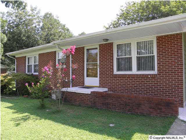 16 Morningside Dr, Madison, AL 35758 - photo 1