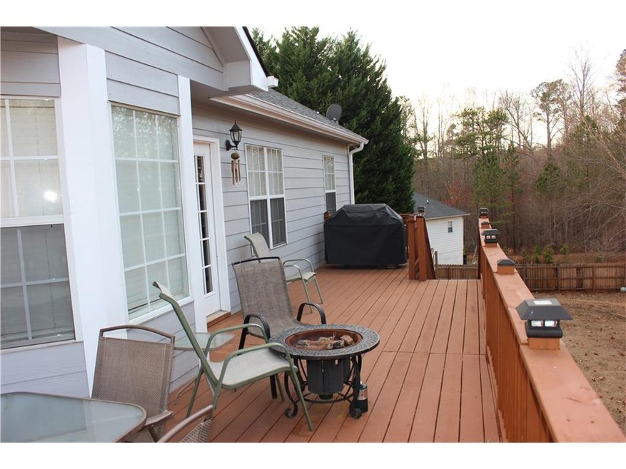 112 Hickory View Ln, Acworth, GA 30101 - photo 1