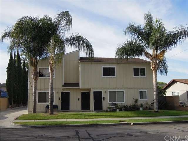 Large triplex built in 1982.
