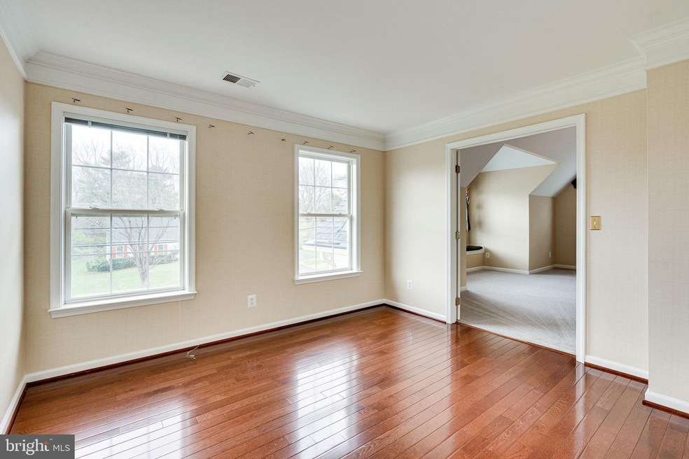 9008 Weems Rd, Manassas, VA 20110 - photo 1