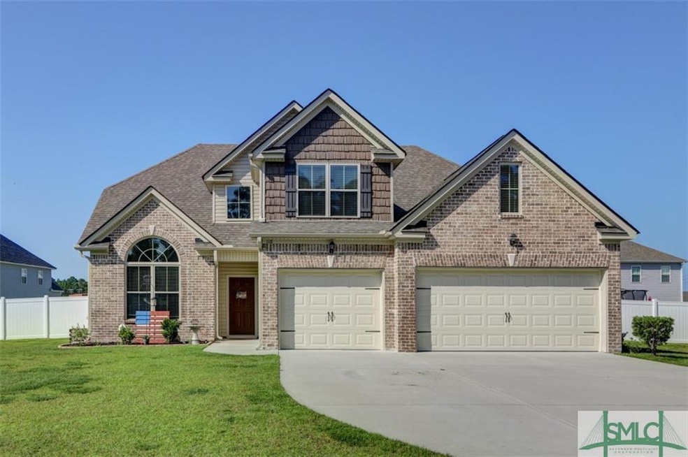 Gorgeous Brick front home in Lakes At Greystone Su