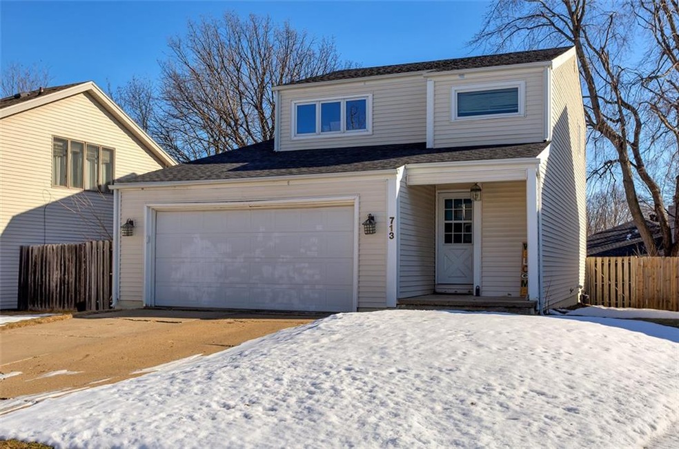 713 Knolls Ct, West Des Moines, IA 50265 - photo 1