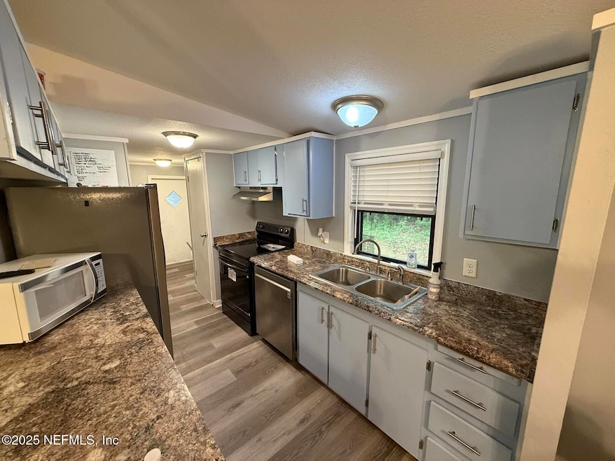 Under Contract $159,999